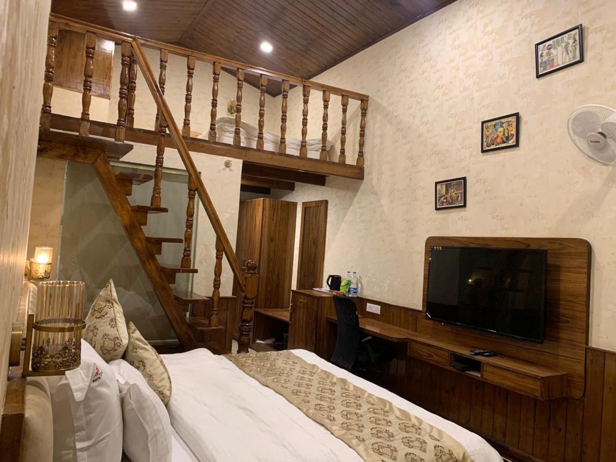 Royal Castle Hotel Kasol Exterior photo